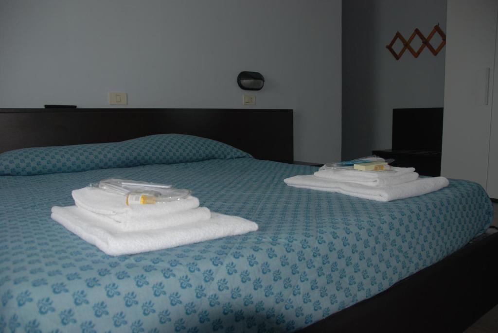 Hotel Olivi Salò Eksteriør bilde
