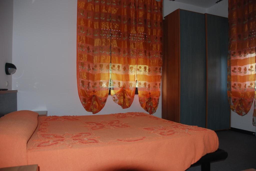 Hotel Olivi Salò Eksteriør bilde
