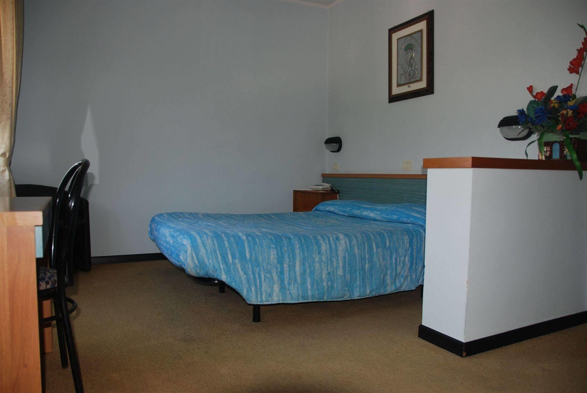 Hotel Olivi Salò Eksteriør bilde