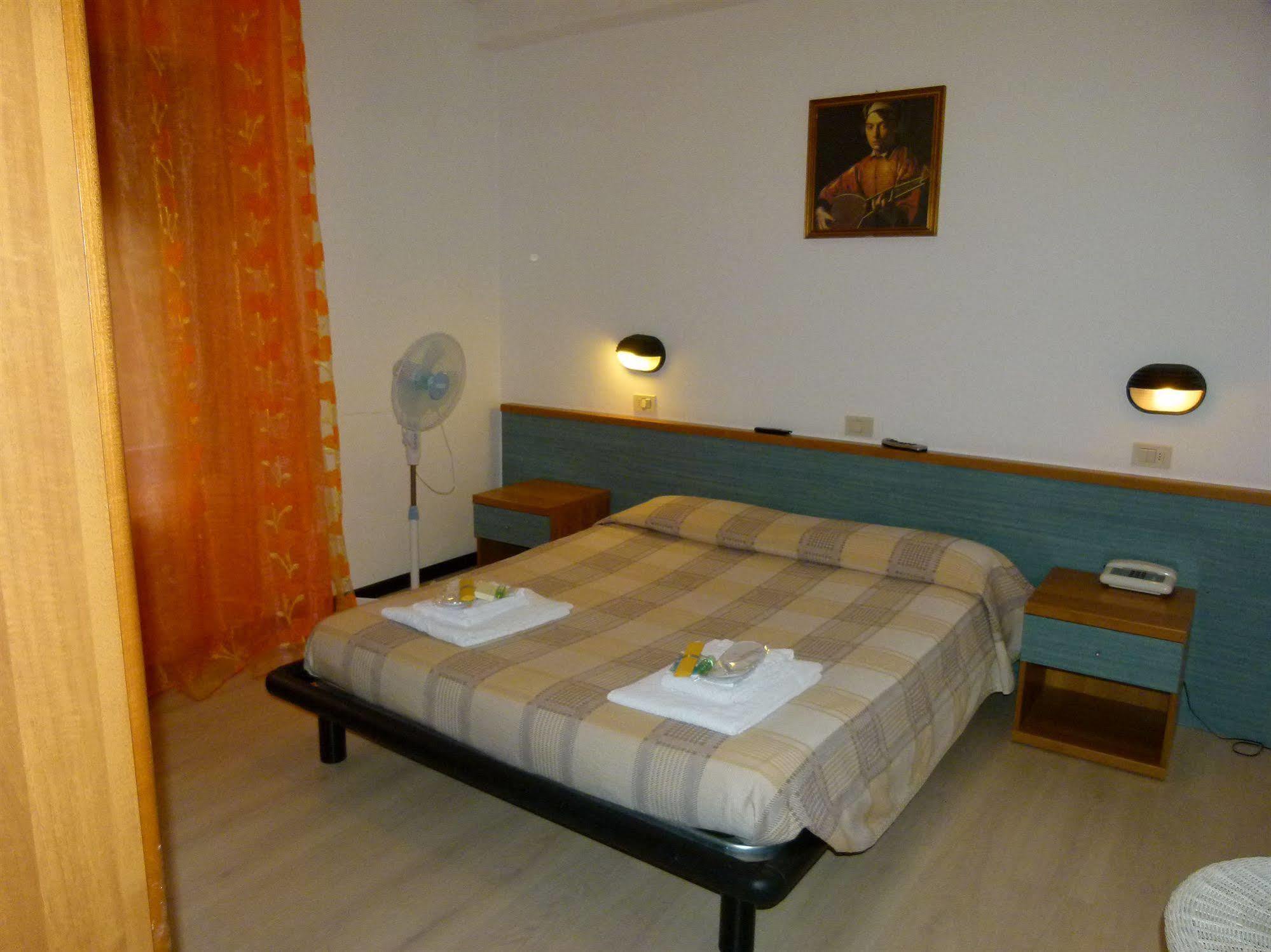 Hotel Olivi Salò Eksteriør bilde